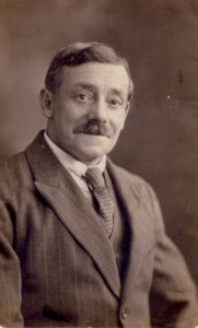 Robert Bird, George's father.