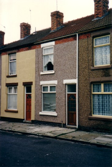48 Aspendale Road, Tranmere, photographed by Reg Bird in 1988.