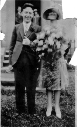 George and Doris after their wedding, 3rd August 1929.